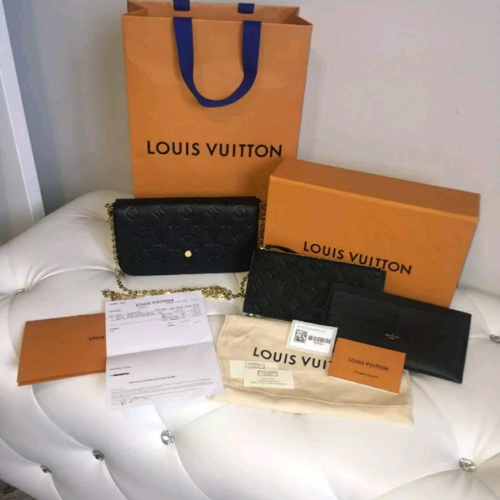 Louis Vuitton Crossbody with wallet